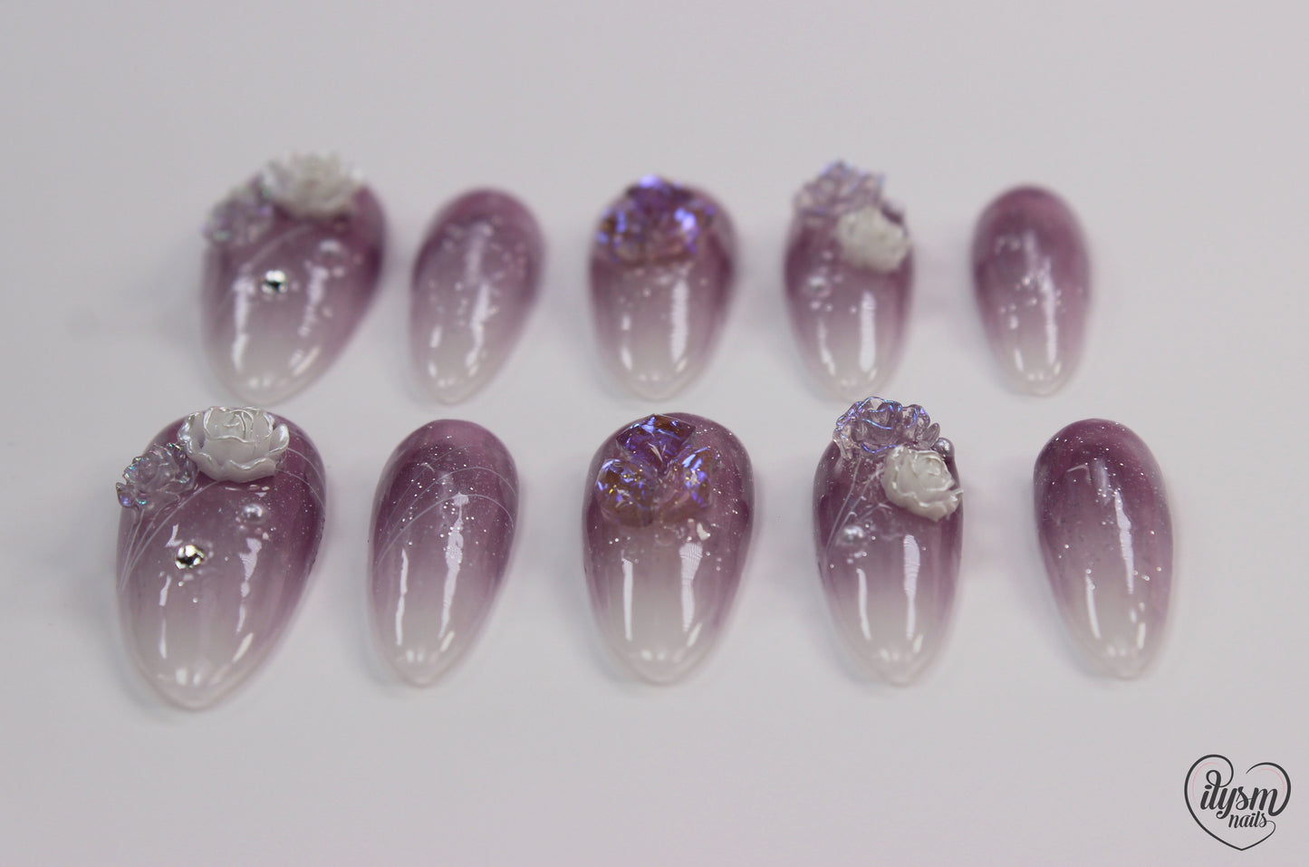 Mauve White Rose (Handmade Press on Nails) - Summer Collection